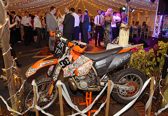 Wedding Photography by Oliver Dixon - Fetcham, Surrey